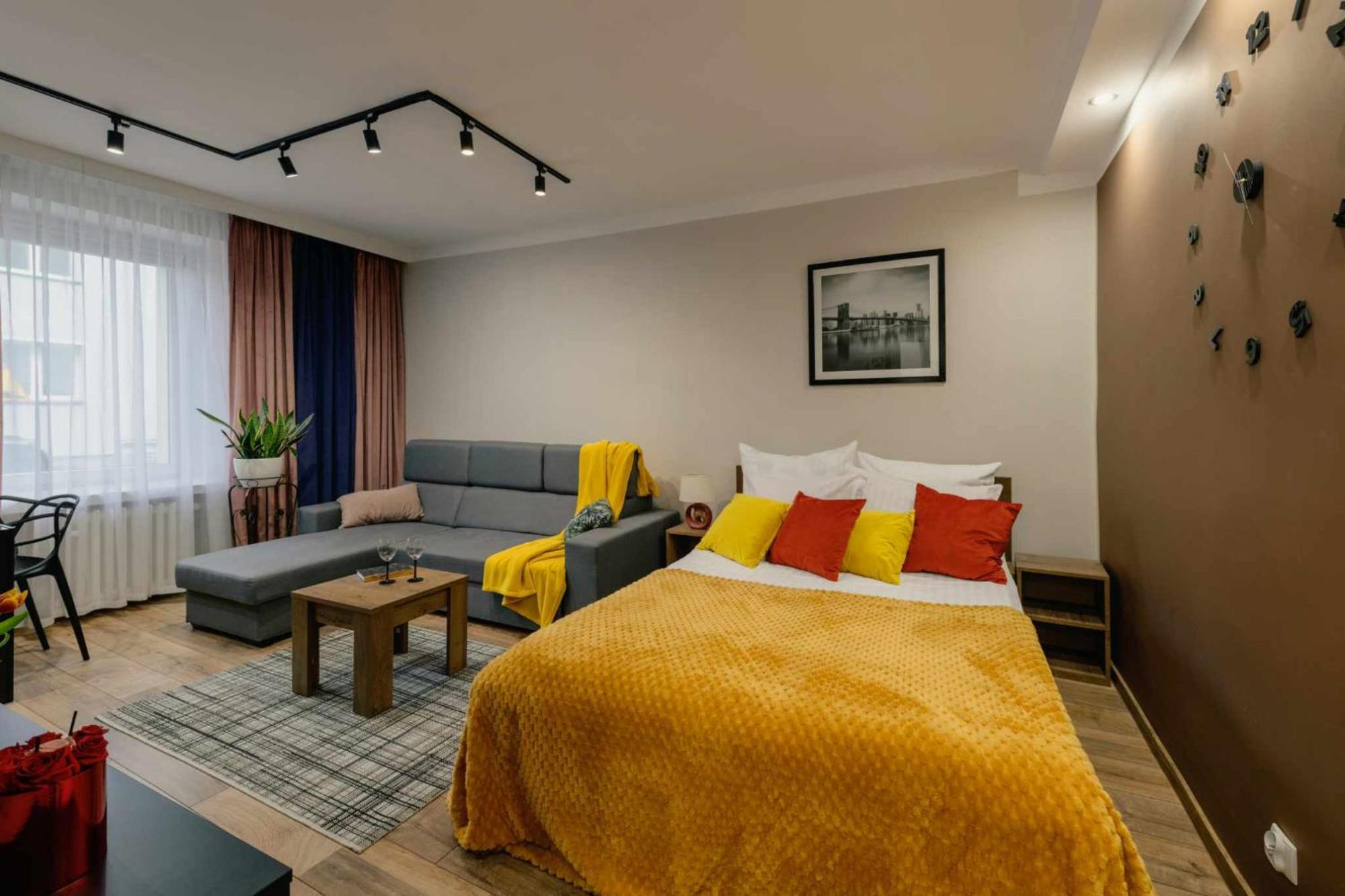 Apartament Pod 13 Bielsko-Biała Exteriör bild