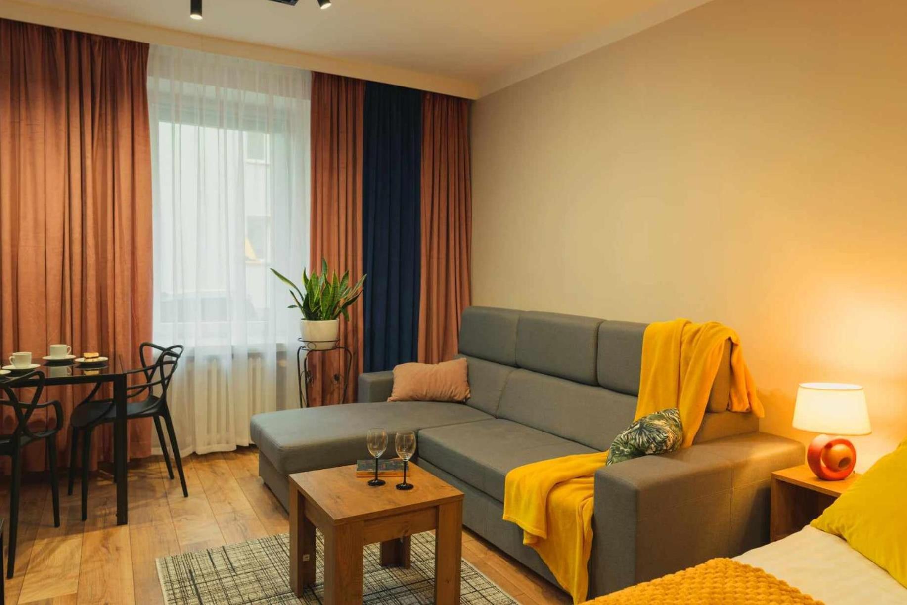 Apartament Pod 13 Bielsko-Biała Exteriör bild