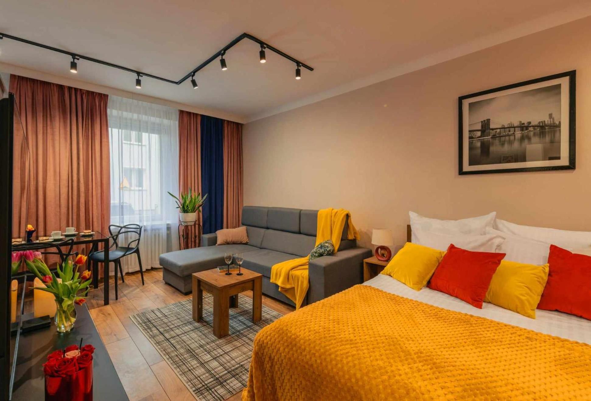 Apartament Pod 13 Bielsko-Biała Exteriör bild