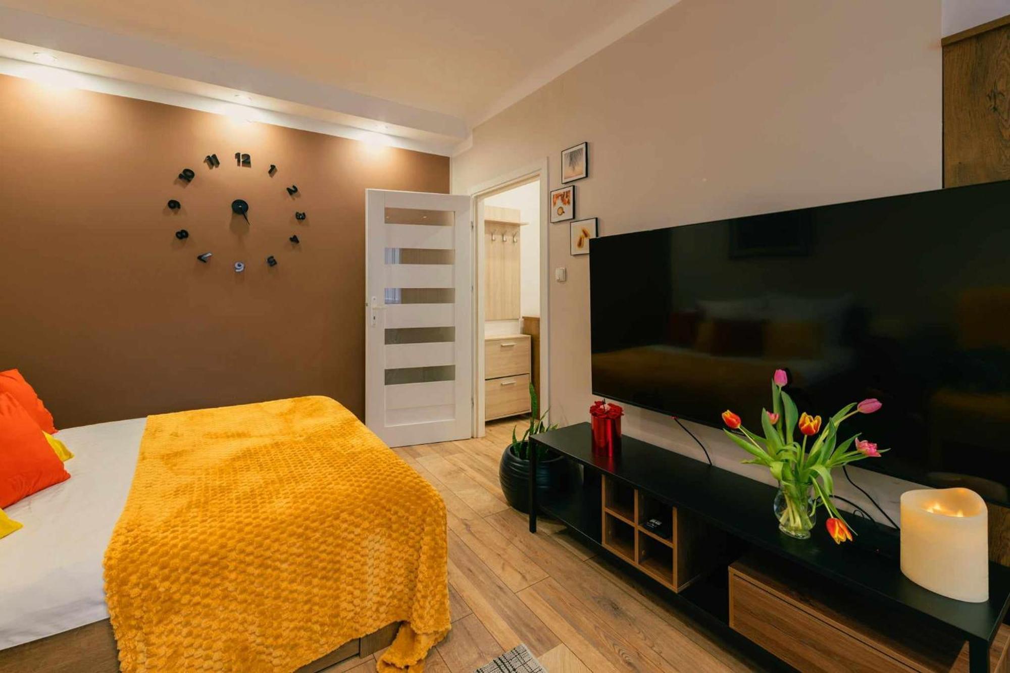 Apartament Pod 13 Bielsko-Biała Exteriör bild