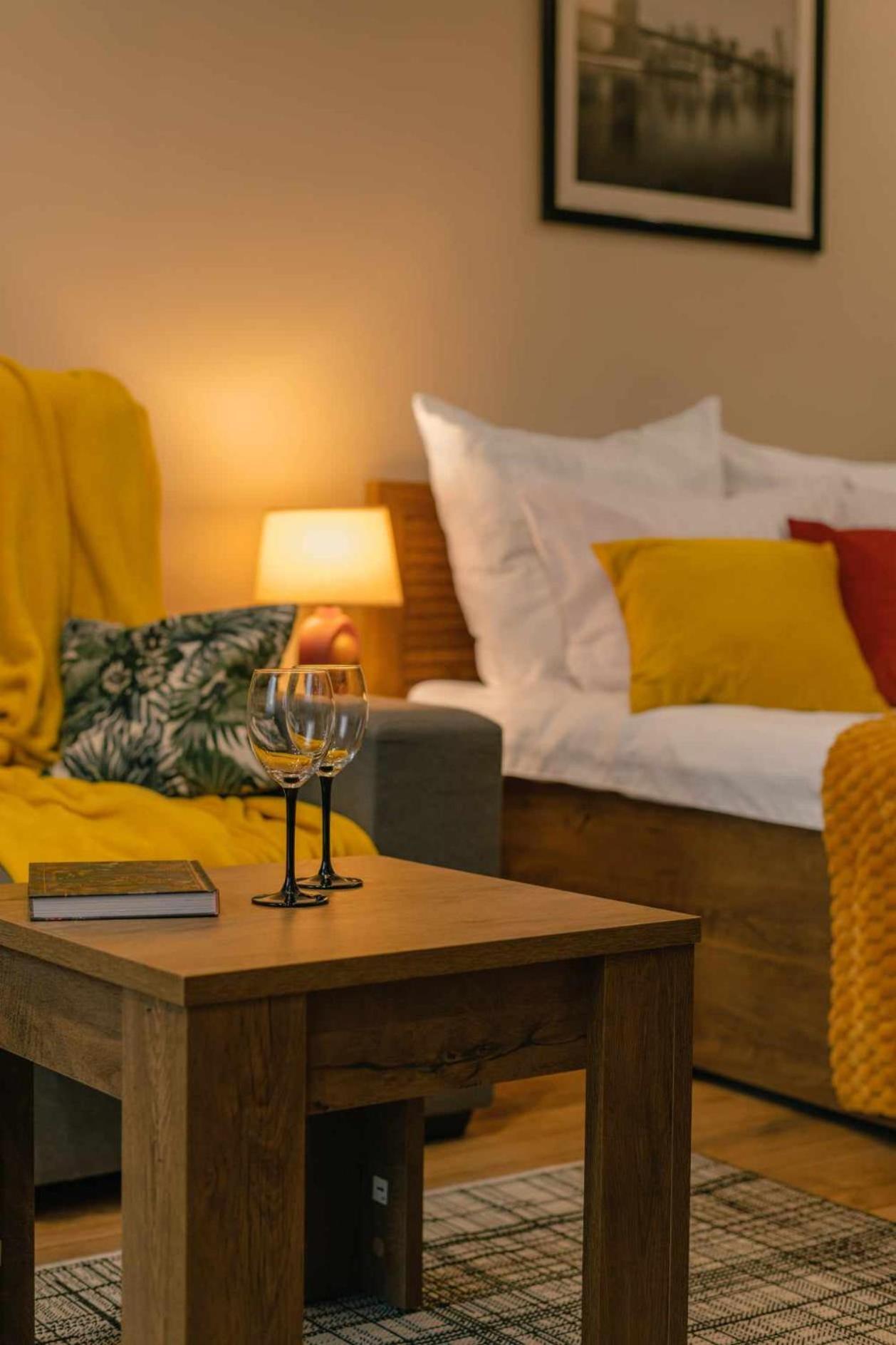 Apartament Pod 13 Bielsko-Biała Exteriör bild