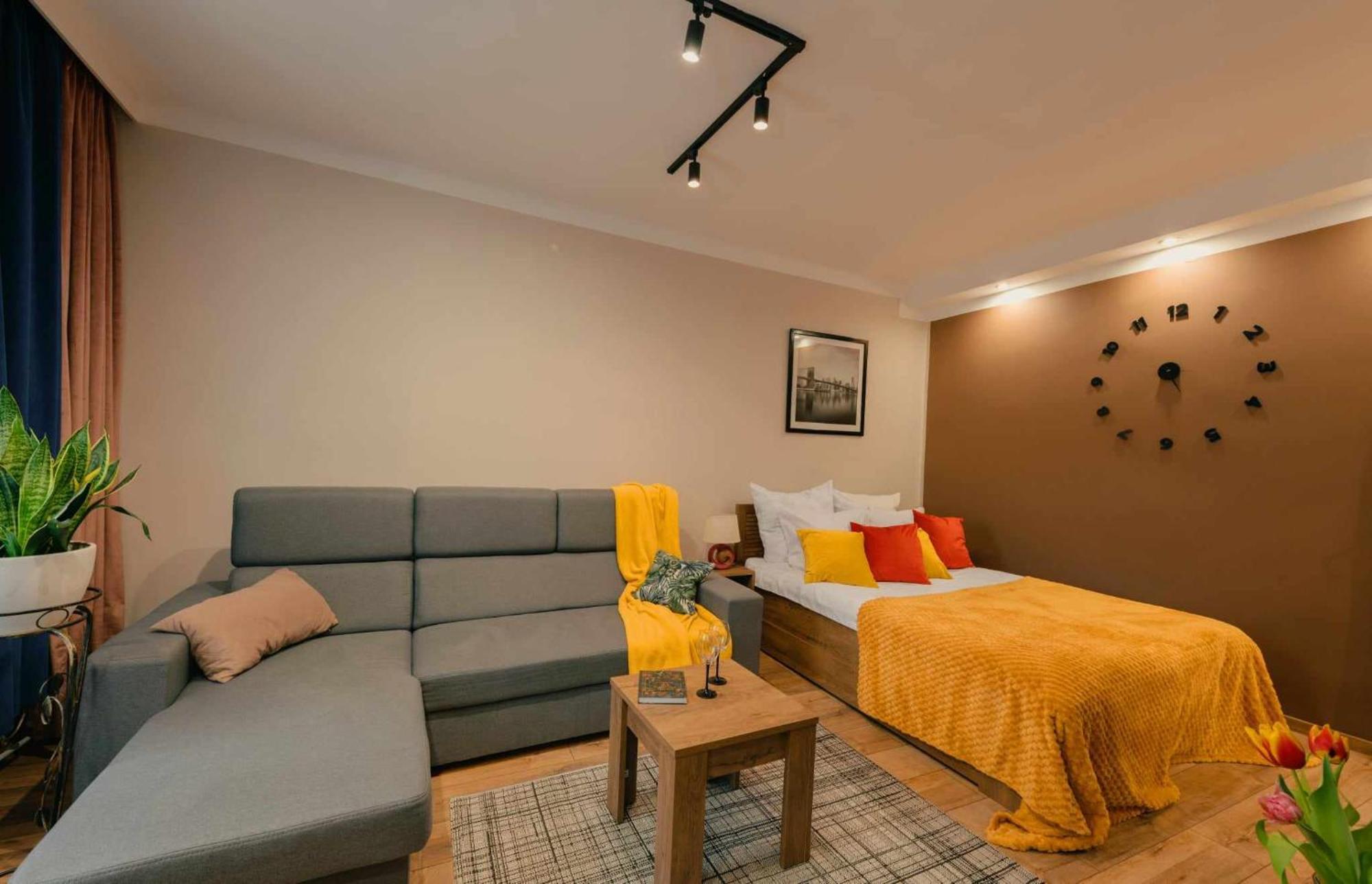 Apartament Pod 13 Bielsko-Biała Exteriör bild